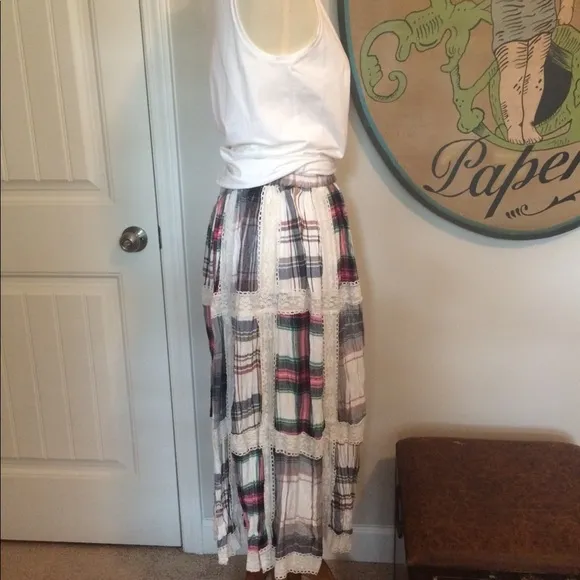 - Skirt from Sundance by Tolani