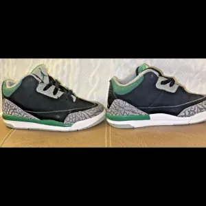 2021 Nike Air Jordan 3 Retro GS Pine Green Black Sneakers 9C