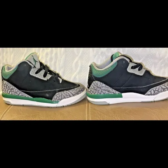 2021 Nike Air Jordan 3 Retro GS Pine Green Black Sneakers 9C