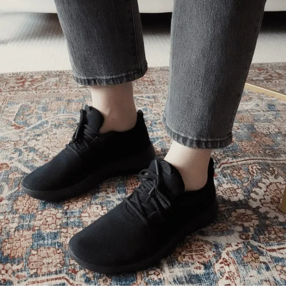 allbirds Men's Wool Runner Mizzles Sneakers size M11