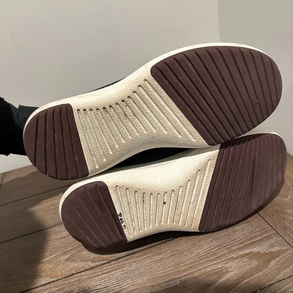 allbirds Water Repellent Wool Mizzle Sneakers men’s size 13
