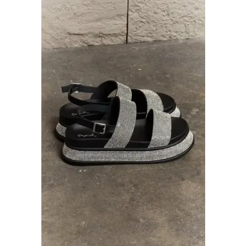 Amazing Shine Sandals