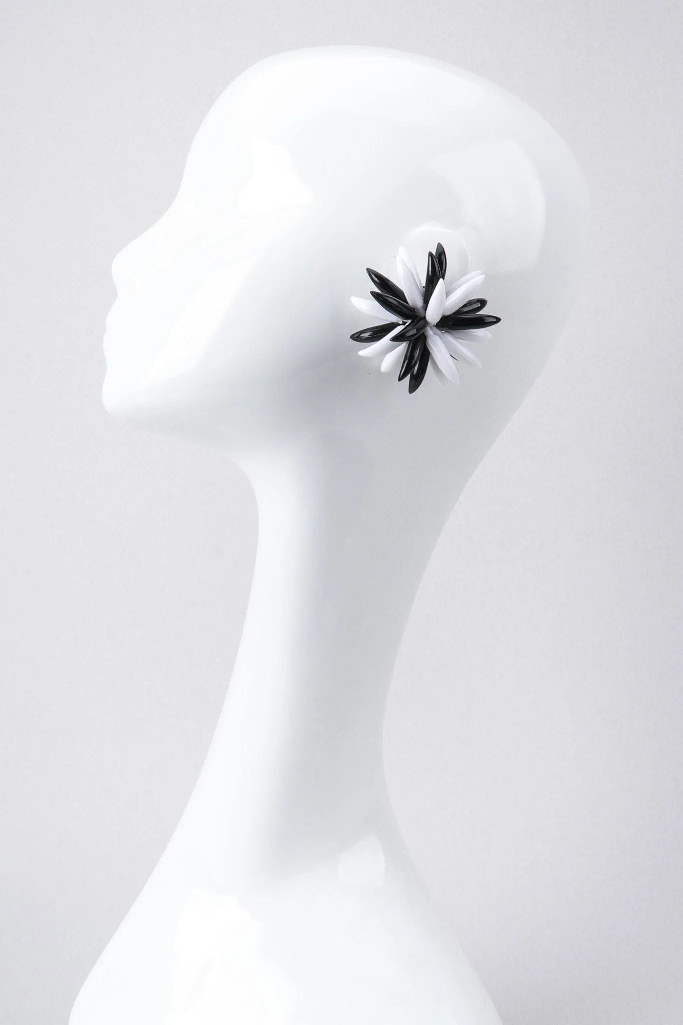 Anemone Burst Earrings
