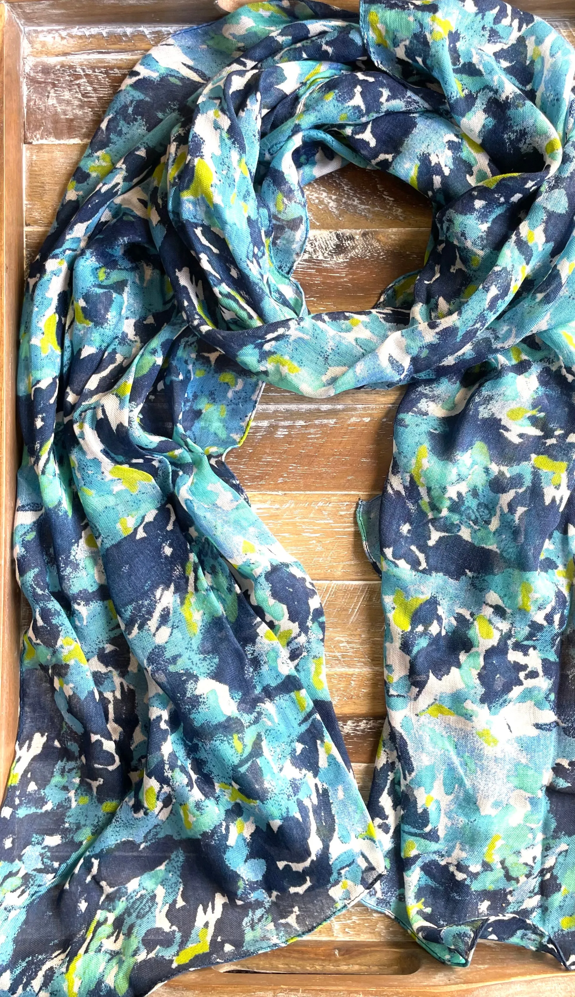 Bailey Scarf