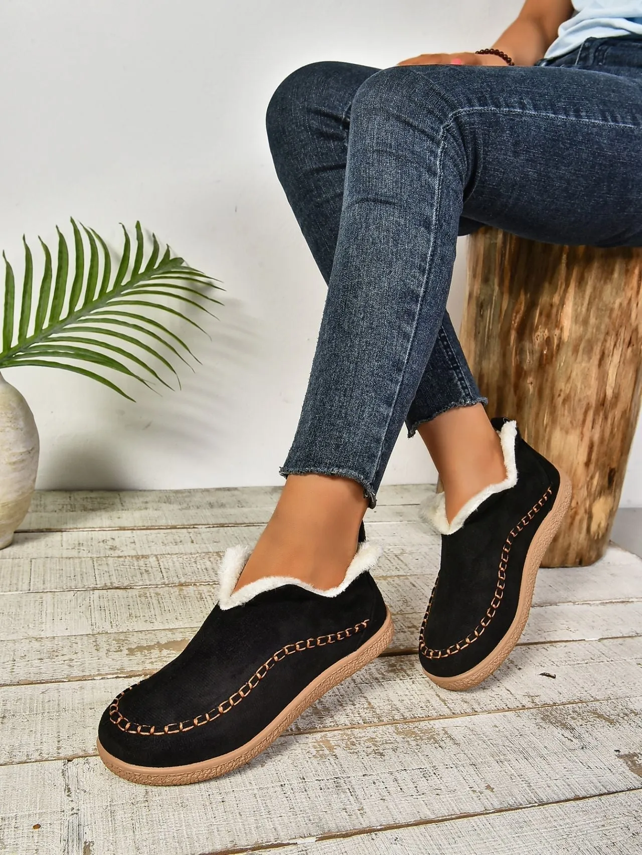 Cozy & Warm Slippers for Women, Perfect for Cold Days and Relaxing Evenings