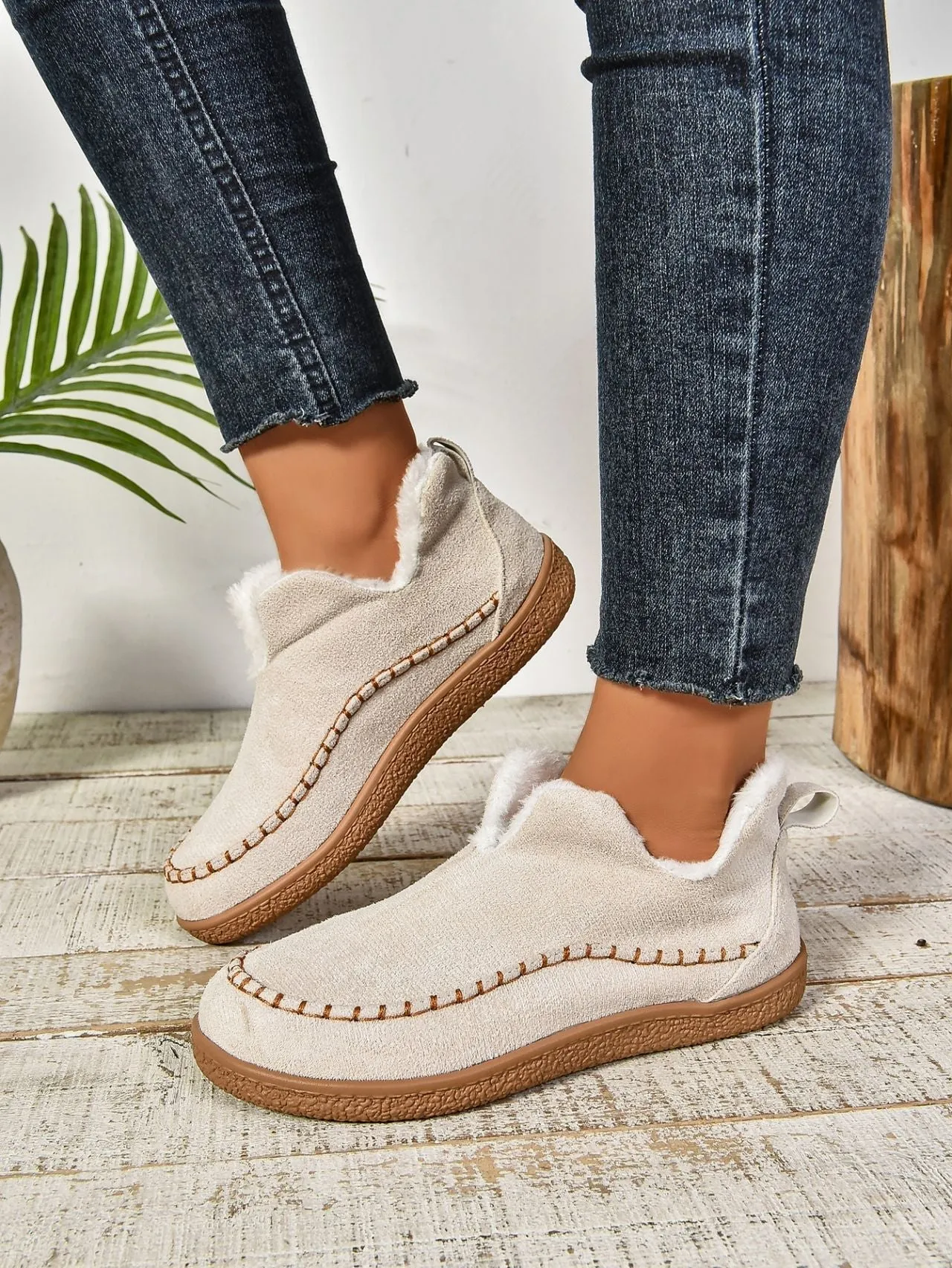Cozy & Warm Slippers for Women, Perfect for Cold Days and Relaxing Evenings