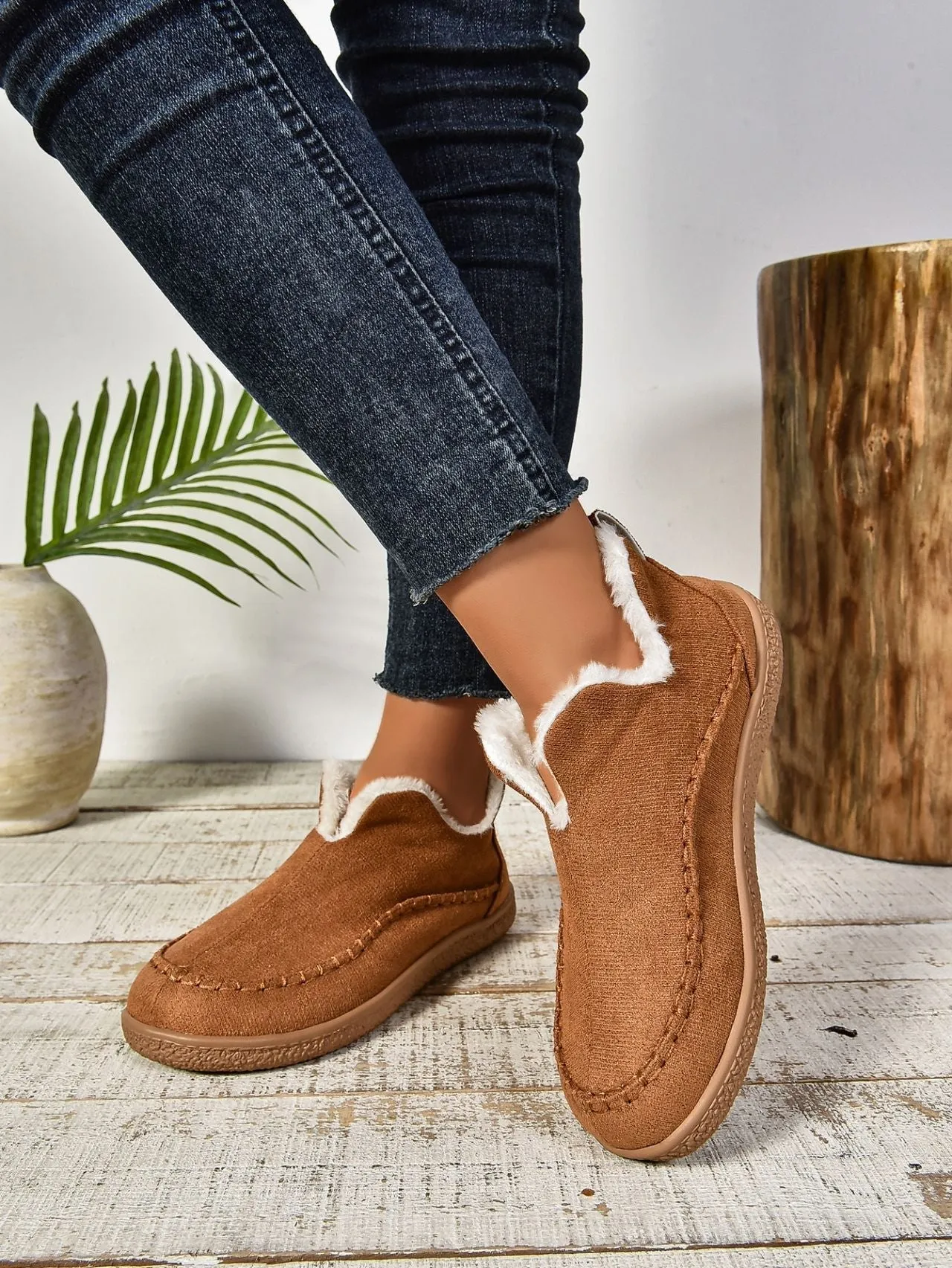 Cozy & Warm Slippers for Women, Perfect for Cold Days and Relaxing Evenings