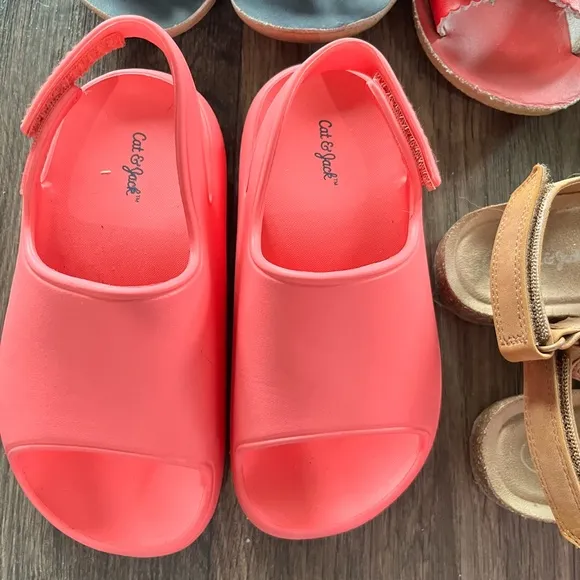 Crocs, lol, cat&amp;jack, oshkosh,and more size 10 and 11