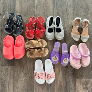 Crocs, lol, cat&amp;jack, oshkosh,and more size 10 and 11
