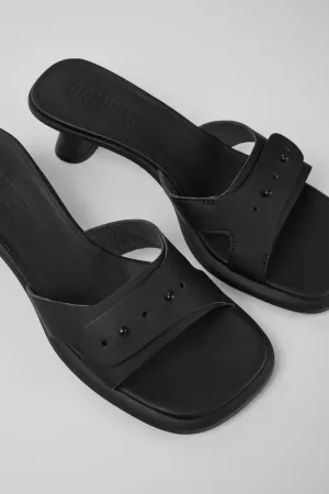 Dina Sandal
