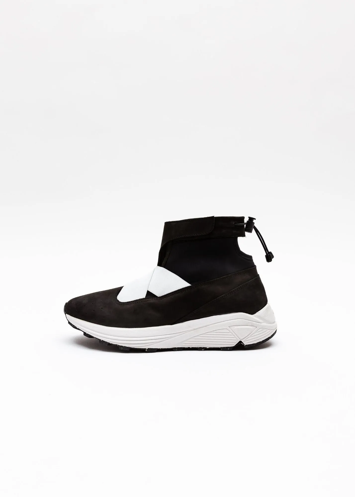 Guillermo Bravo "La Pola" High-Top. Black & White Classic Sneaker (White Strap).