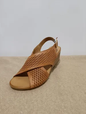 Hera Cabello Shoe