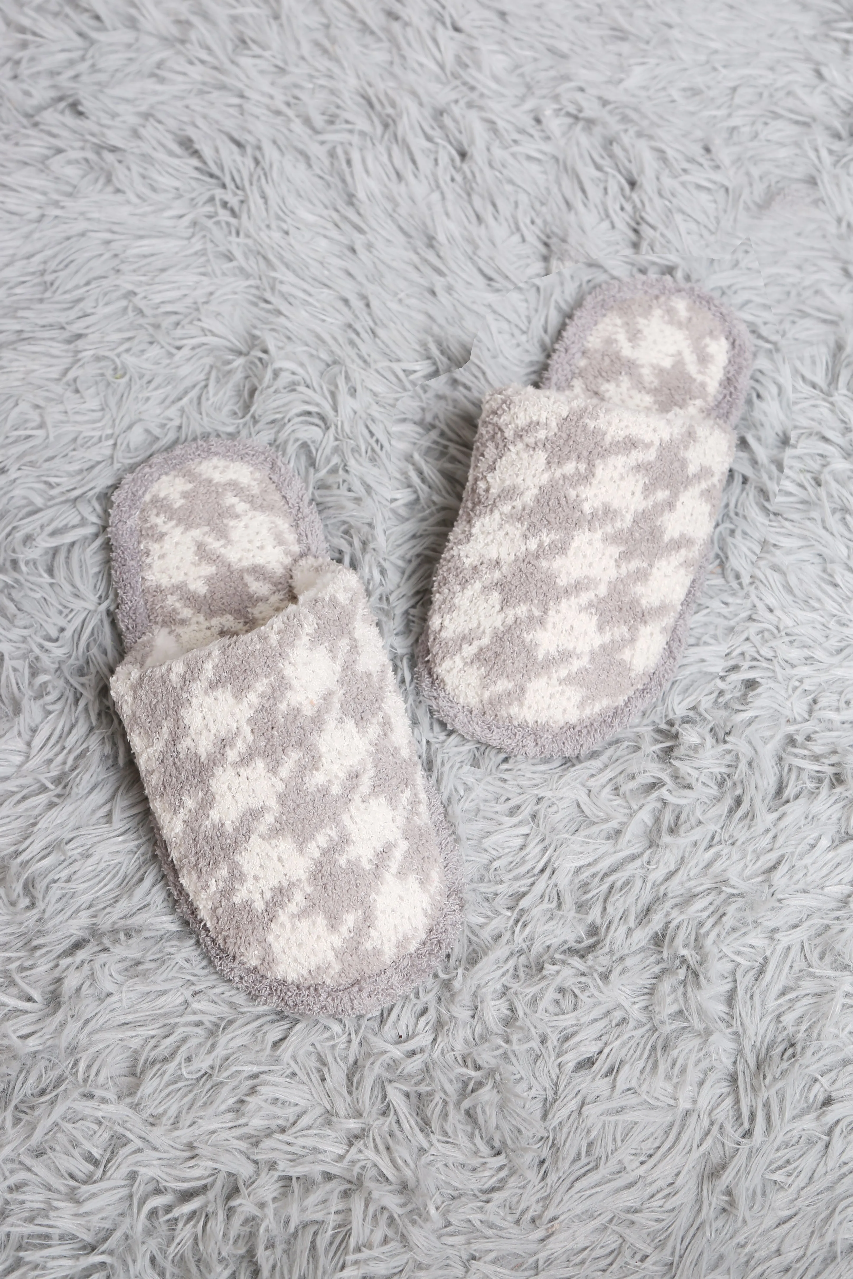 Houndstooth Slipper - Final Sale