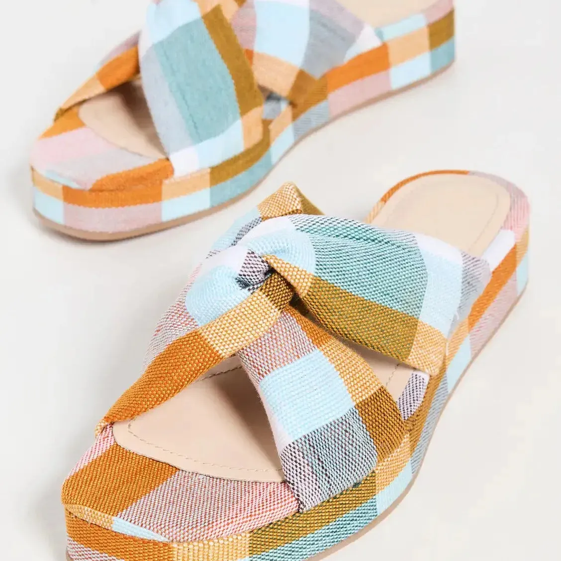 Iyda Flatforms