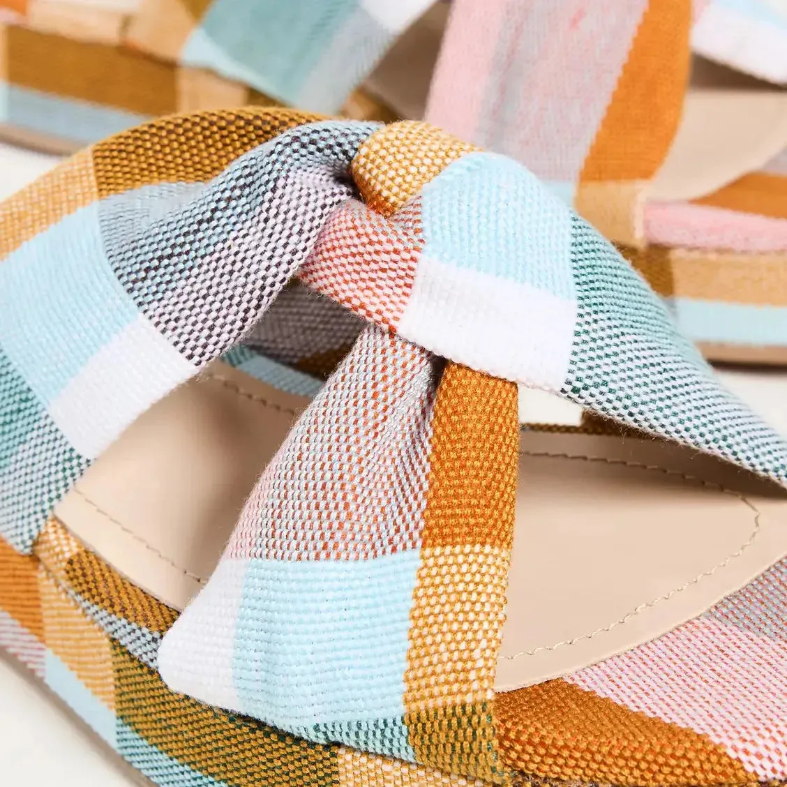 Iyda Flatforms