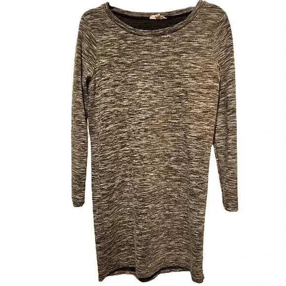 Jane and Delancey by Anthropologie gray and white  sweaterdress Size Small