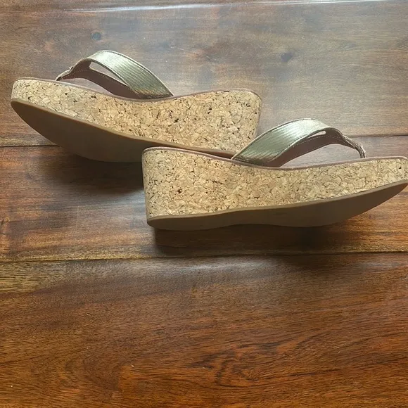 K Jacques St. Tropez Diorite gold scale thong platforms wedge