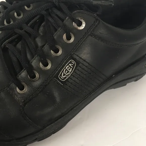 Keen Men’s Austin Waterproof Leather Lace Up Sneakers in Black