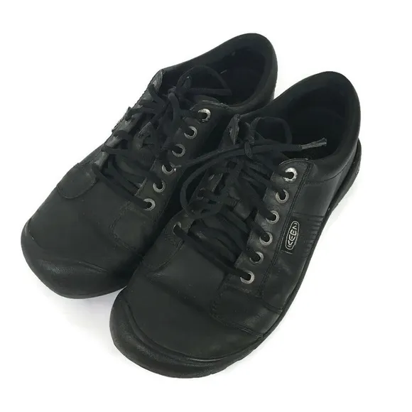Keen Men’s Austin Waterproof Leather Lace Up Sneakers in Black