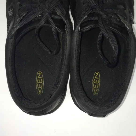 Keen Men’s Austin Waterproof Leather Lace Up Sneakers in Black
