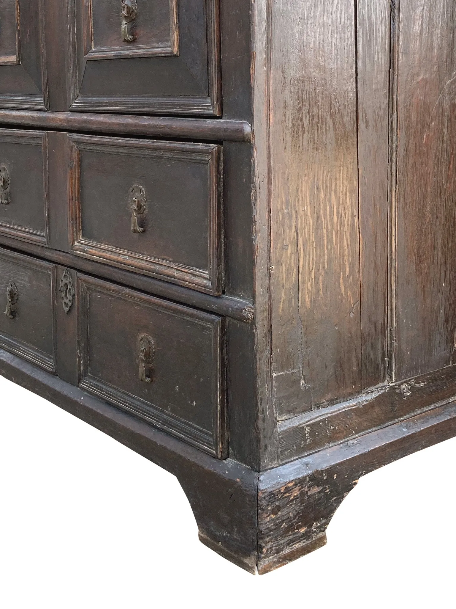 Late 17th-Early 18th Century William & Mary Chest of Drawers