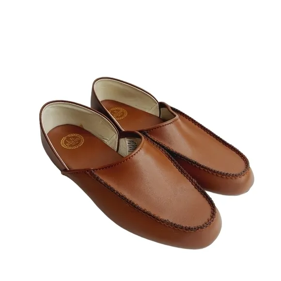 L.B. Evans 9 M Chicopee Slippers Brown Leather Classic Moccasin House Shoe EUC