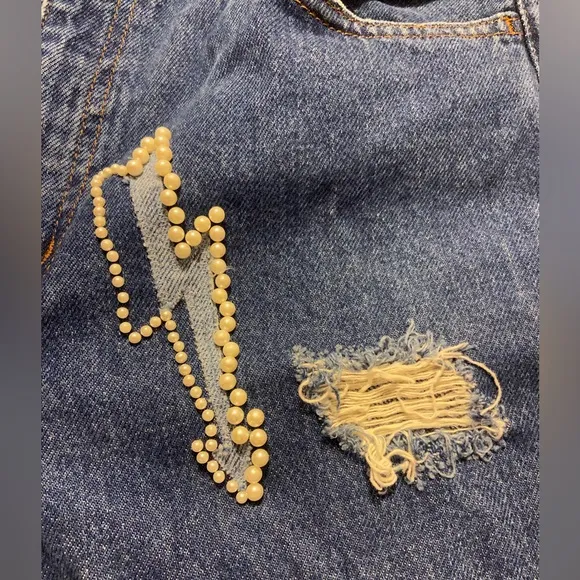 Like New Sandro size 40 Rebecca lightning bolt graphic ripped Pearl jeans size 8