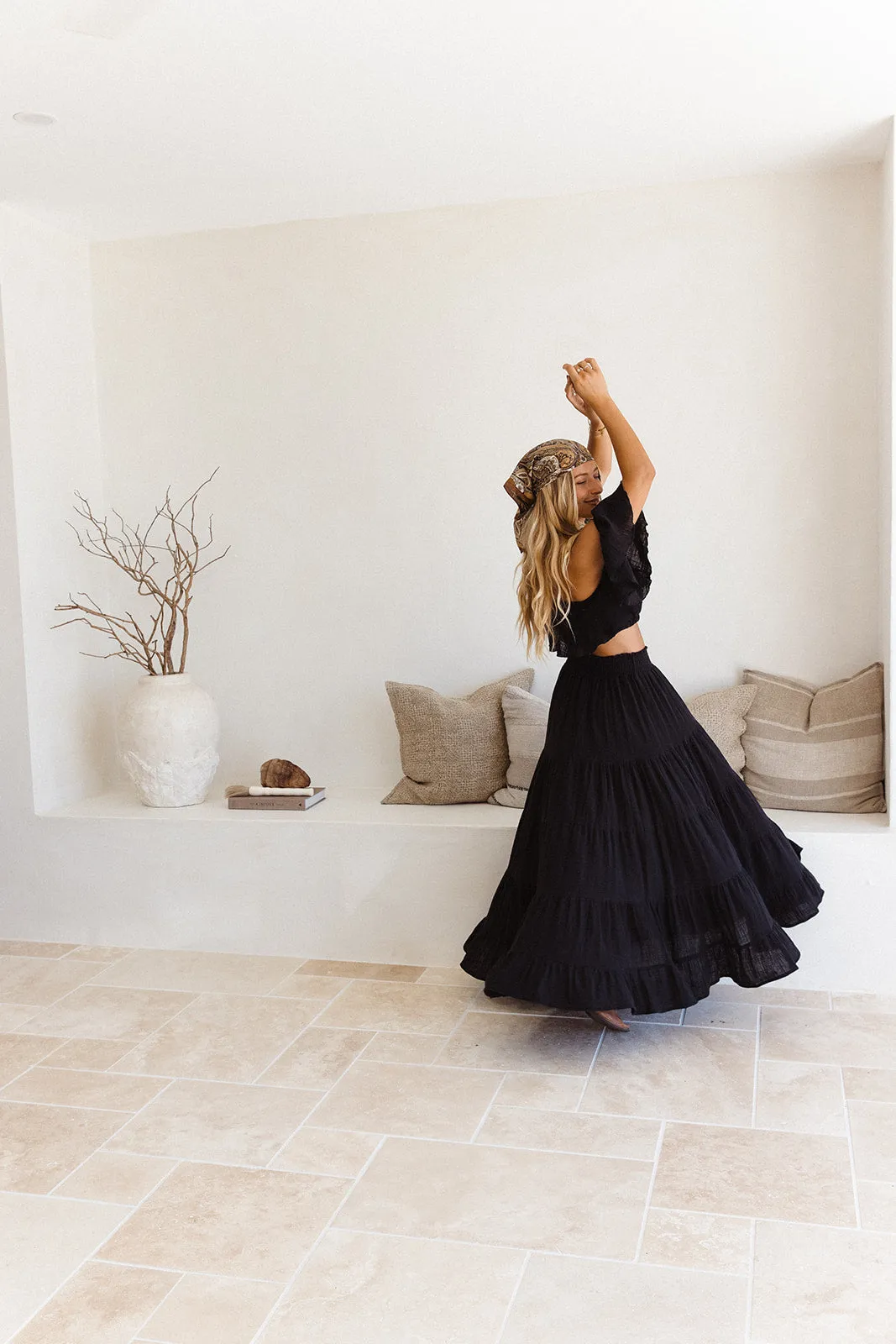 Mary Crop - Black (Pre-order)