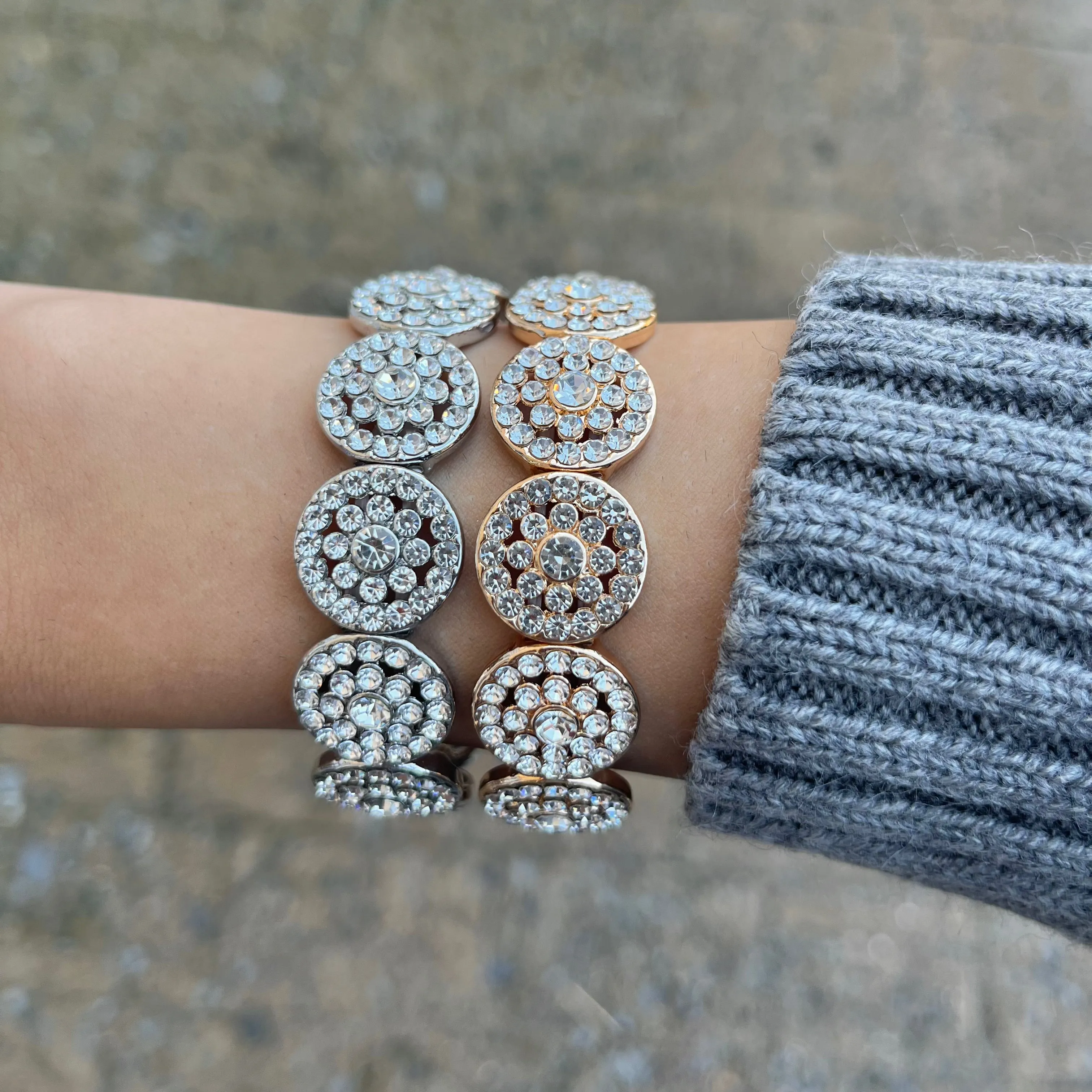 Mary Rhinestone Circle Thick Bracelet