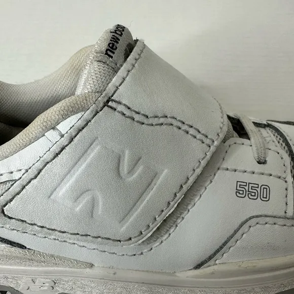 New Balance Kids’ 550 Sneaker Size 9