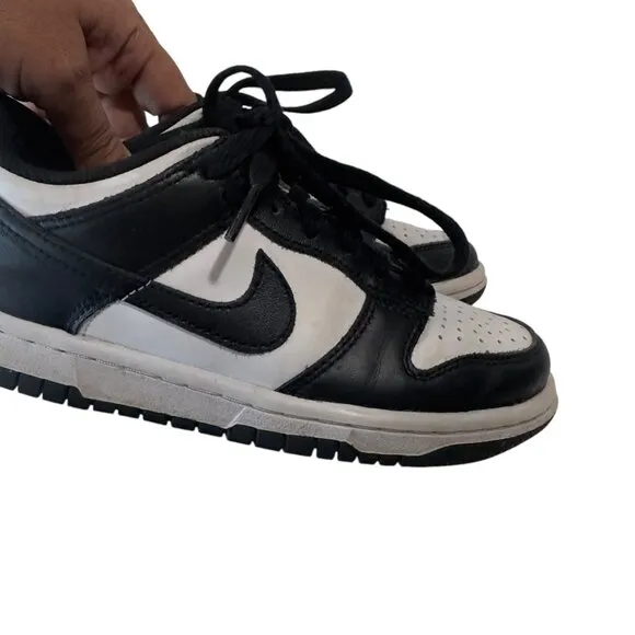 Nike Dunk Low Youth Sneakers Shoes Black &amp; White SZ US Young 3.5 Y