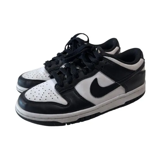 Nike Dunk Low Youth Sneakers Shoes Black &amp; White SZ US Young 3.5 Y