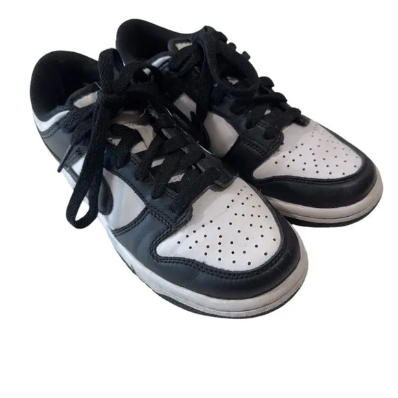 Nike Dunk Low Youth Sneakers Shoes Black &amp; White SZ US Young 3.5 Y