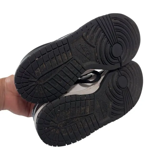 Nike Dunk Low Youth Sneakers Shoes Black &amp; White SZ US Young 3.5 Y