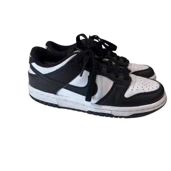 Nike Dunk Low Youth Sneakers Shoes Black &amp; White SZ US Young 3.5 Y