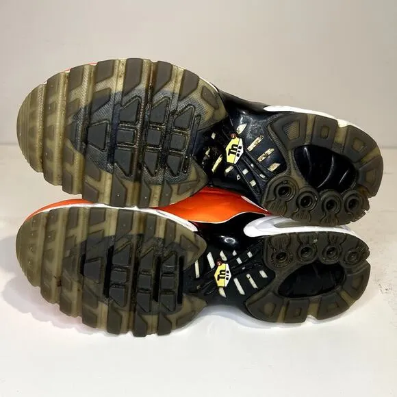 Nike TN Air Max Plus NS GPX  Sneakers Youth Size 5.5 Total Orange/Black-White