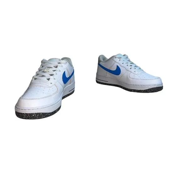 Nike Youth Boy's White Air Force 1 LV8 Low Top Sneakers Sz 7Y