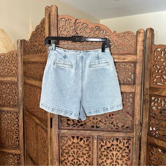 NWT‎ Generation Love Melina Denim Shorts reg $215 size XS