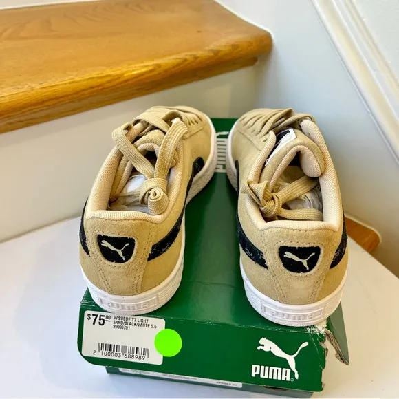 NWT Puma Women’s Suede Classic T7 Sneakers in sand tan beige / black / white