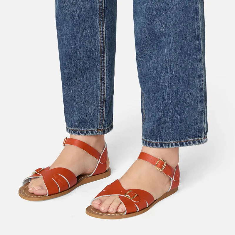 SALTWATER SANDALS Classic Sandals in Paprika