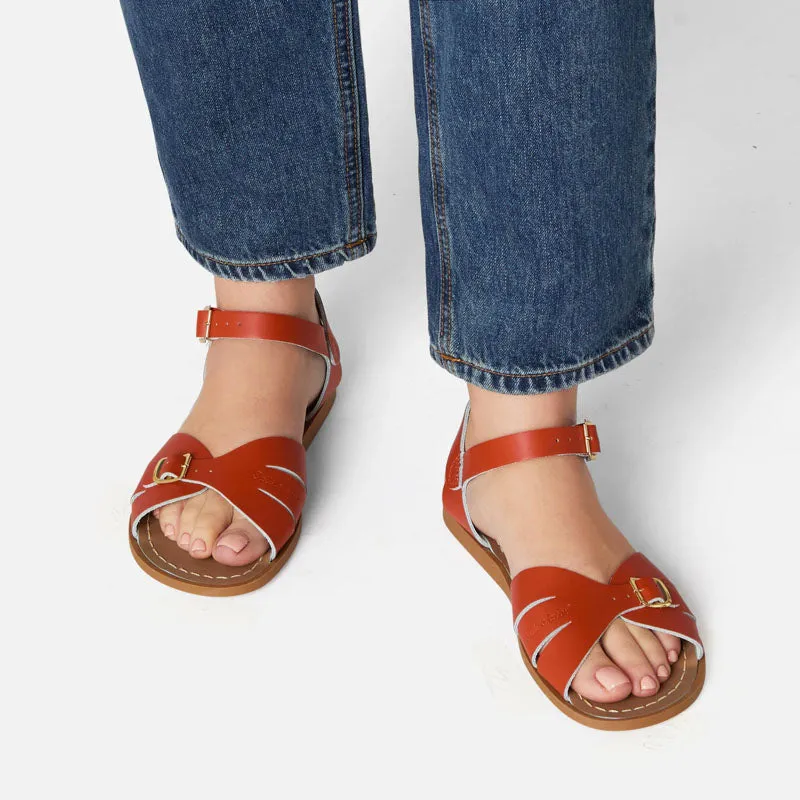 SALTWATER SANDALS Classic Sandals in Paprika