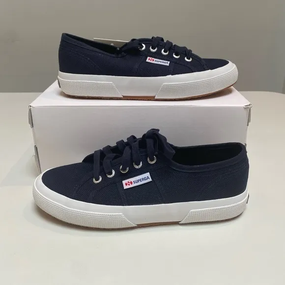 Superga Cotu Classic Sneaker in Navy/White sz 38EU/7.5US New in Box