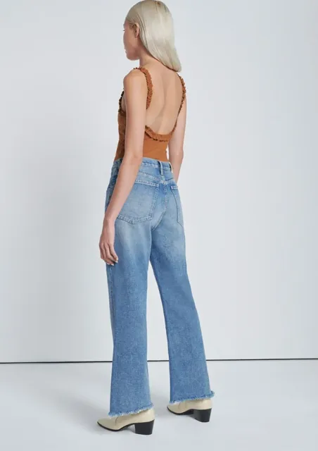 The Easy Boy Bootcut In Light Wash