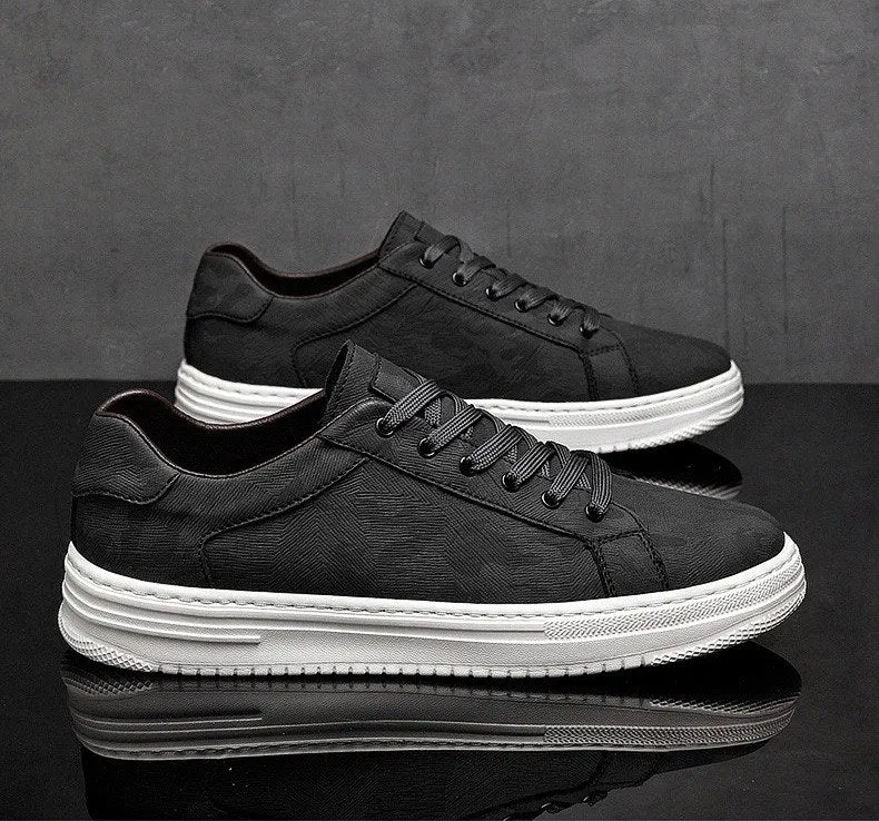 THE LENFORD CLASSIC SNEAKER