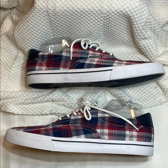 Tommy Hilfiger Men’s Phero3 Sneaker Plaid Red White Blue