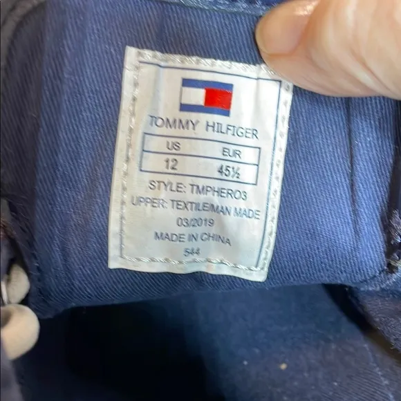 Tommy Hilfiger Men’s Phero3 Sneaker Plaid Red White Blue