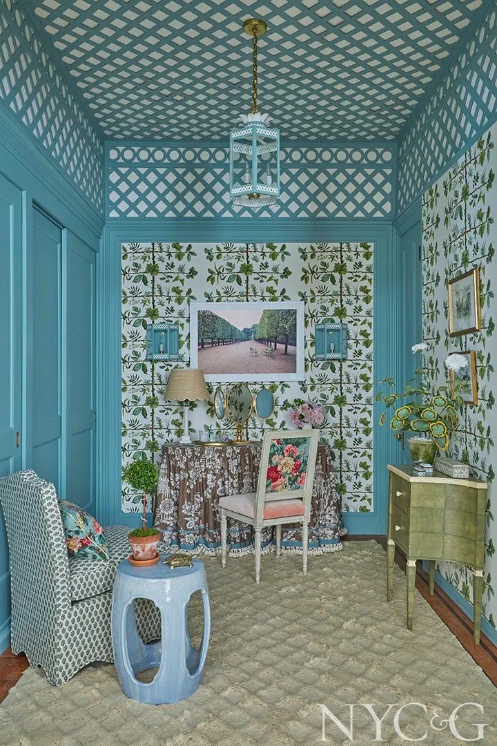 Upholstered Scallop Slipper Chair