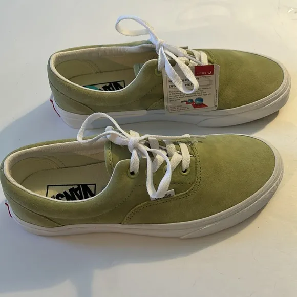 Vans 6 Sneakers Era Pig Suede in Winter Pear green HEIQ water repellant NWT