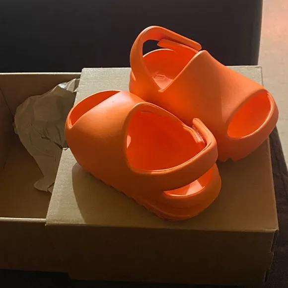 Yeezy slippers for toddlers/infants; size 5
